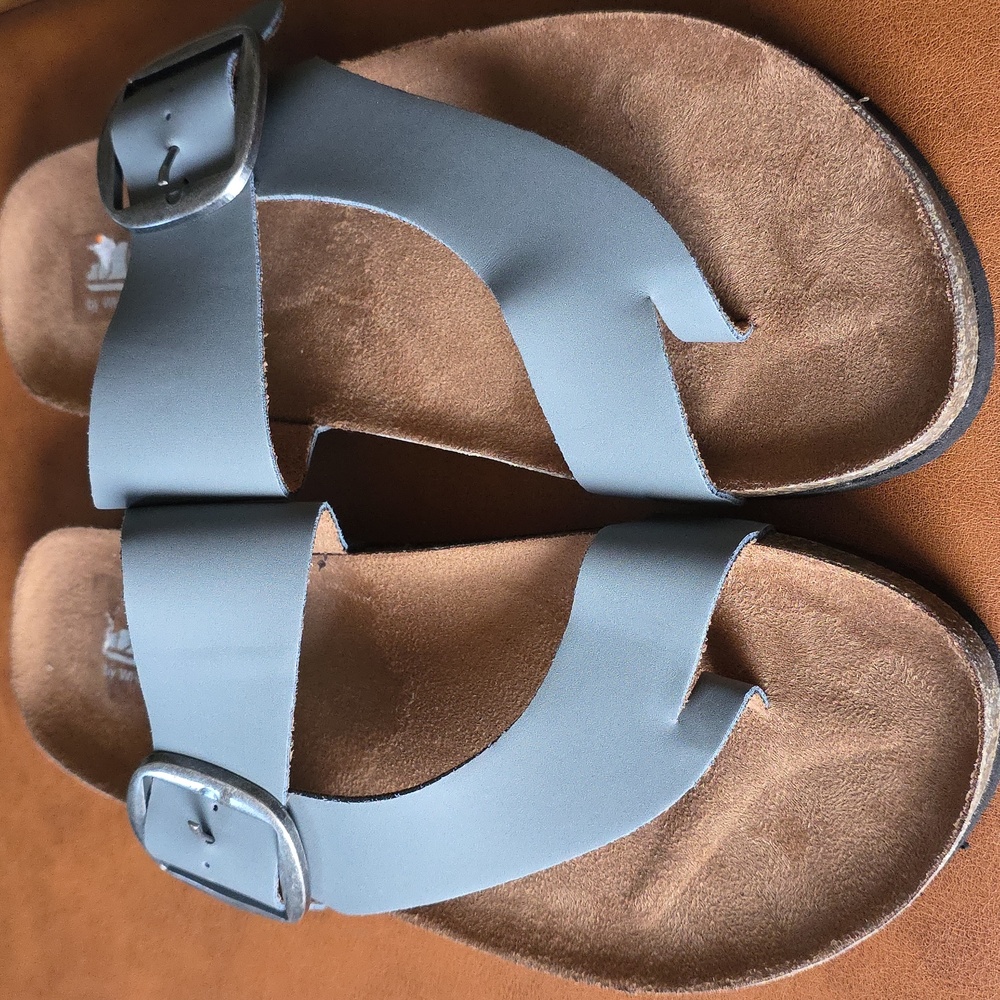 Women's Cliffs By White Mountain Glennis Gray Sandals - Picture 2 of 5